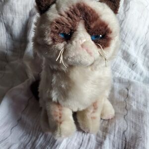 Plush Grumpy Cat Stuffed Animal - Cream and Brown